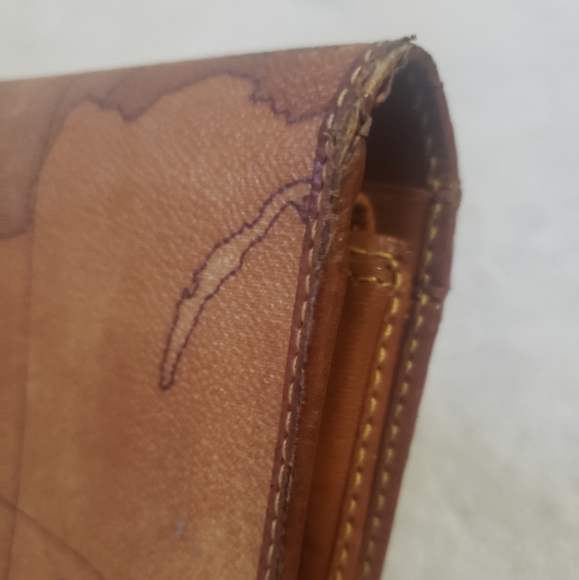 ❣️Alviero Martini Wallet❣️ - Picture 12 of 16